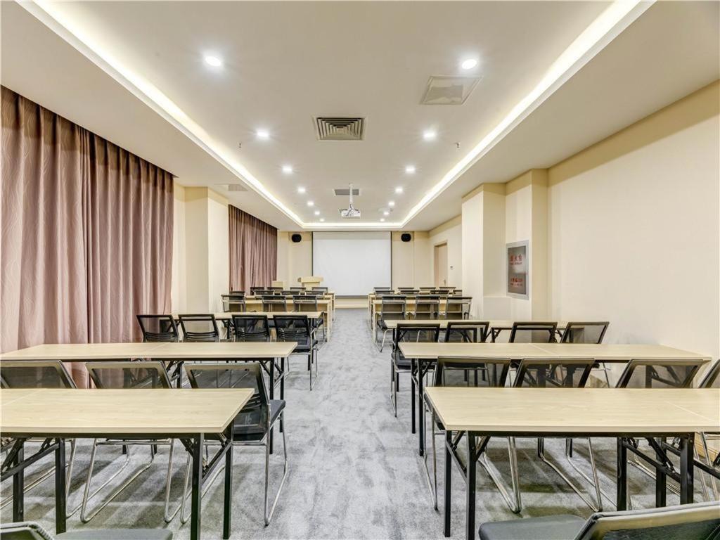 Lavande Hotel Tangshan Convention And Exhibition Yuanyang City Екстер'єр фото